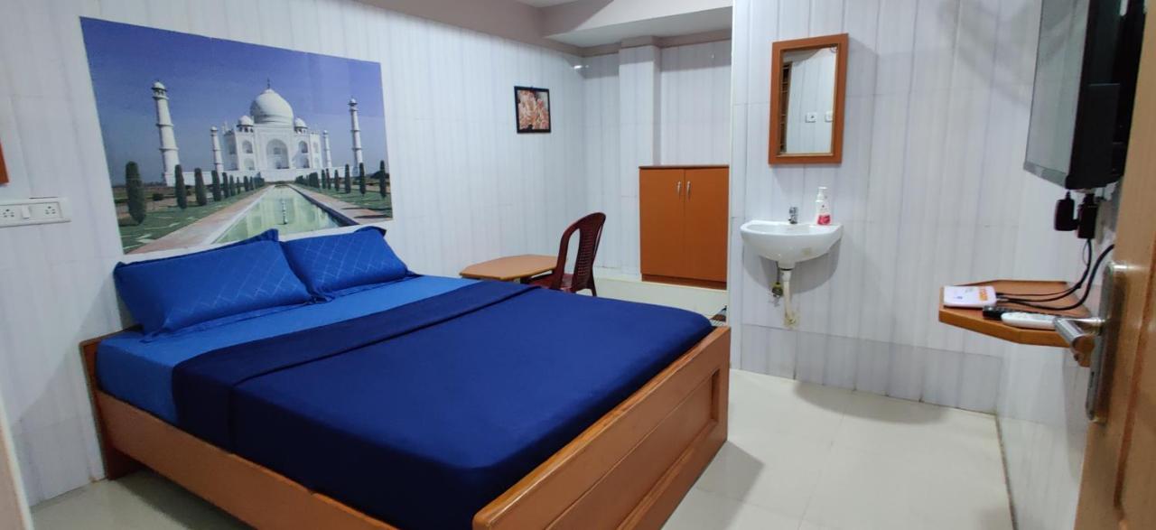 S.S.K Residency Hotel Madras Buitenkant foto