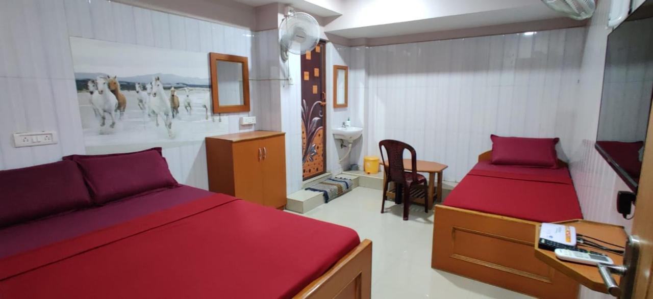 S.S.K Residency Hotel Madras Buitenkant foto