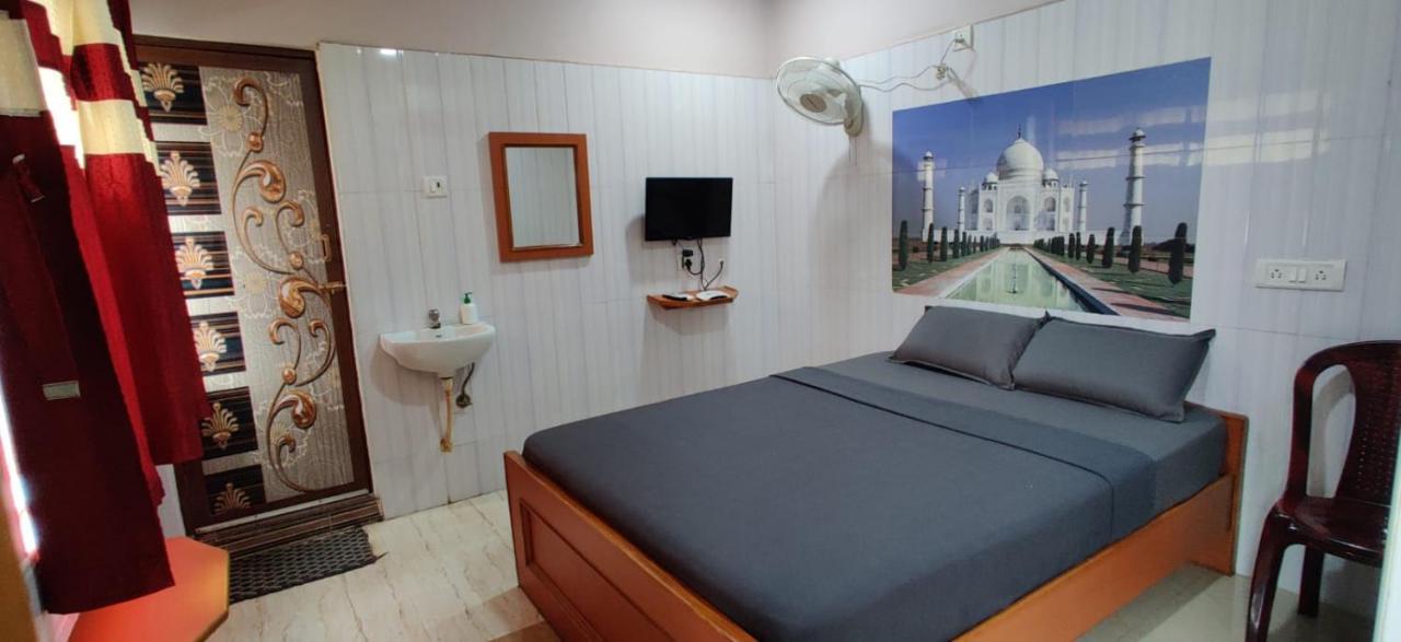 S.S.K Residency Hotel Madras Buitenkant foto