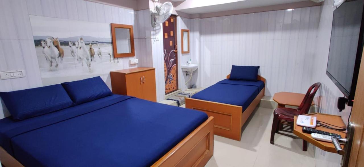 S.S.K Residency Hotel Madras Buitenkant foto
